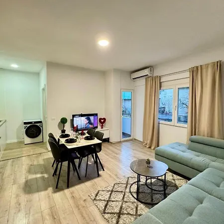 Modern Open Space Apartment - Heart Of Tirana Apartament *