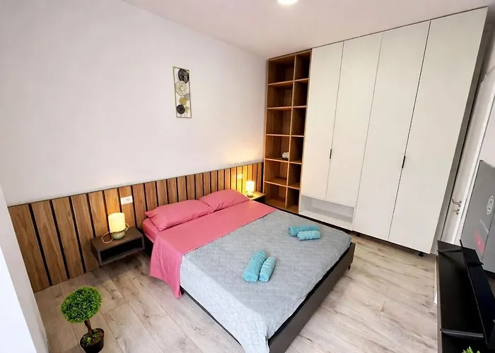 Modern Open Space Apartment - Heart Of Tirana