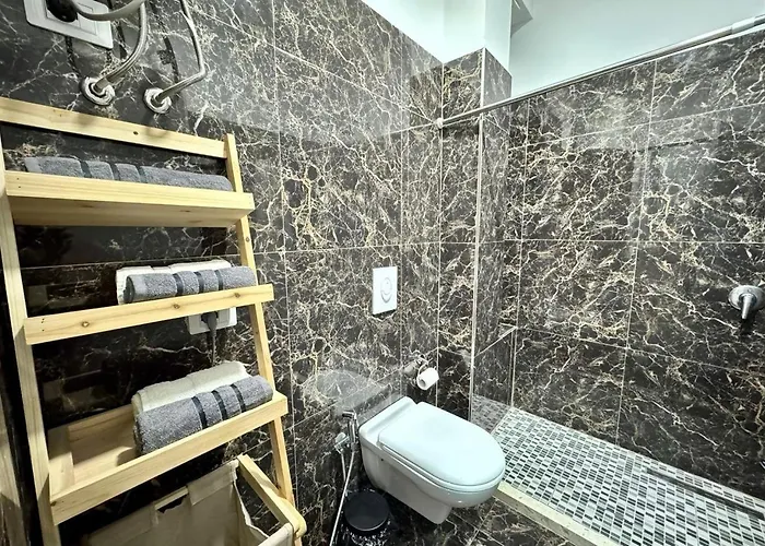 Modern Open Space - Heart Of * Тирана